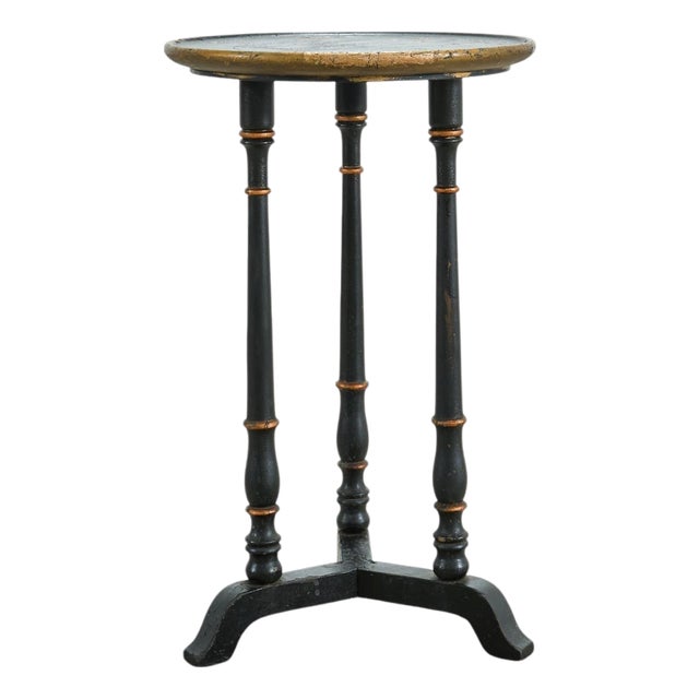 20th C. English Chinoiserie Ebonized Gilt Tripod Drinks Table For Sale