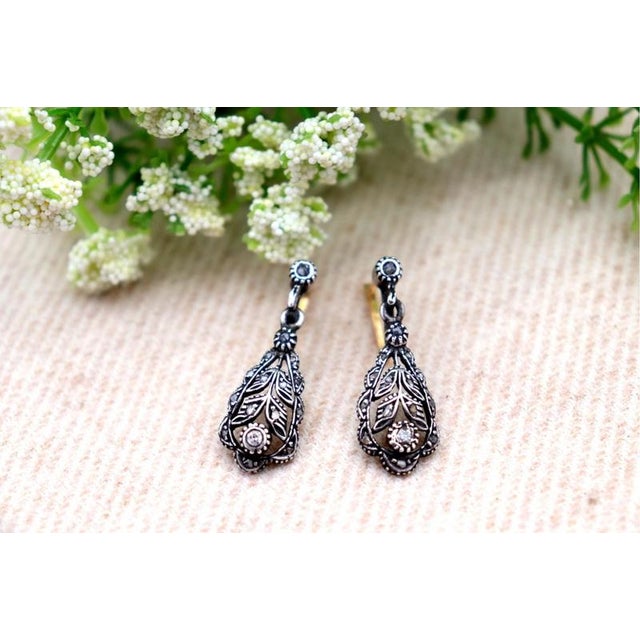Earrings in 19.2k Gold and Paw with Diamonds, Set of 2 For Sale - Image 3 of 6