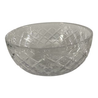 90's Clear Crystal Center / Serving Bowl For Sale