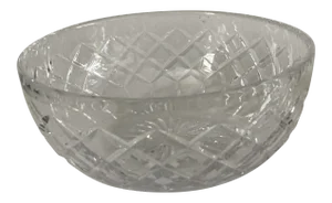 90's Clear Crystal Center / Serving Bowl