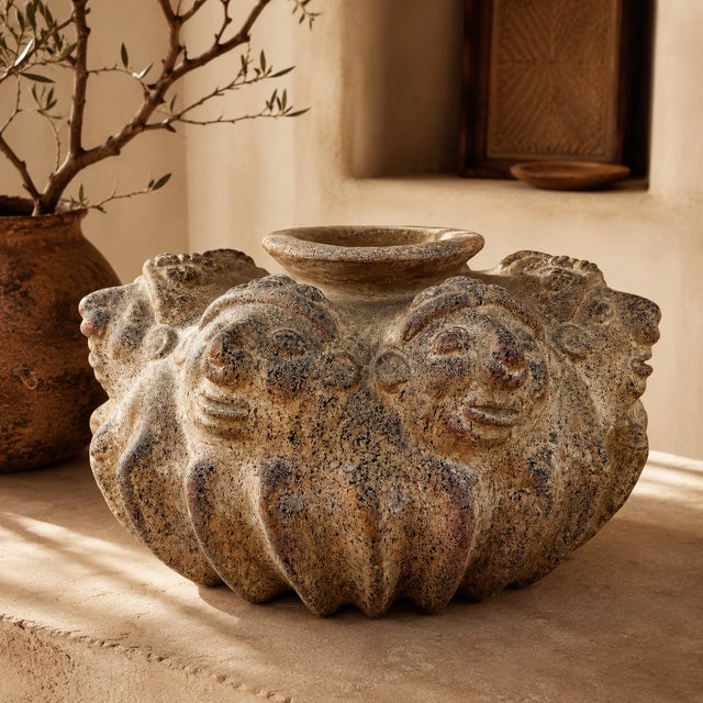 Pre-Colombian Handcrafted Perpetual Head Vase For Sale - Image 9 of 9