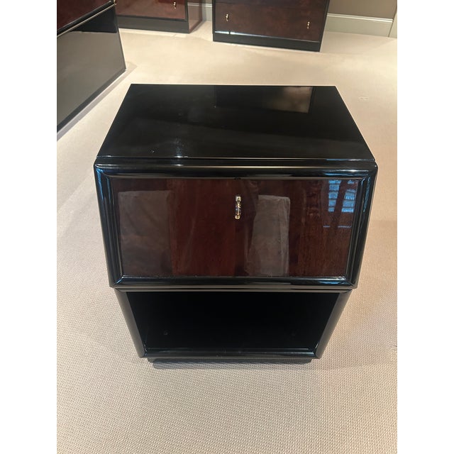 Offered is a beautiful pair of authentic Henredon Scene III nightstands, part of one of Henredon's most iconic and highly...