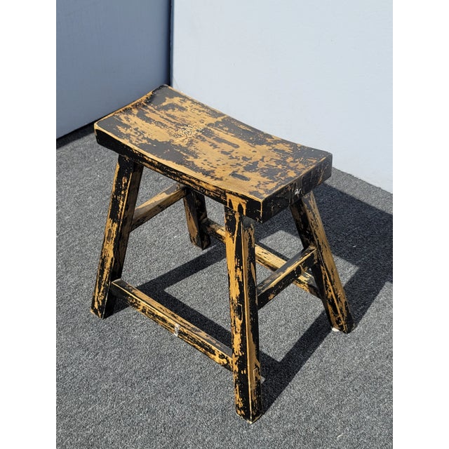1990s Vintage French Country Farmhouse Chic Metalic Gold & Black Crackle Bench Stool For Sale - Image 5 of 13