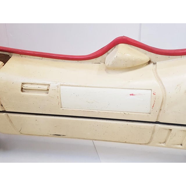 Large Racing Car Lamp in Molded Plastic, 1970 For Sale - Image 6 of 9