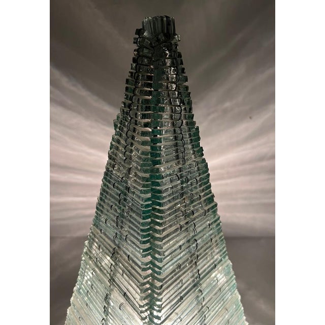 Sculptural Pyramid Table Lamp in Glass, France, 1970s For Sale - Image 11 of 18