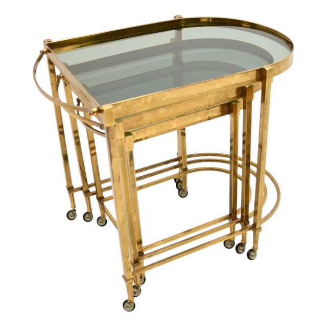 Vintage Italian Nesting Tables in Brass, 1970s, Set of 3 For Sale