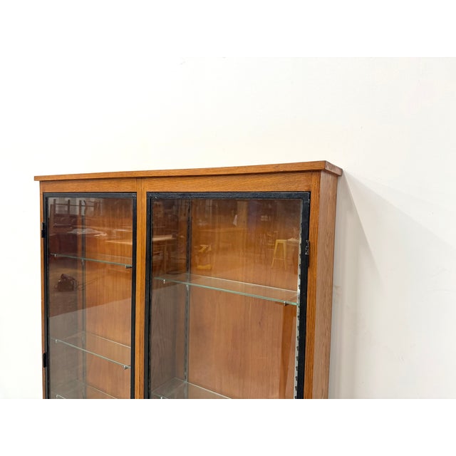 Wall-Mounted Oak and Glass Display Case from Siegel Paris, 1950 For Sale - Image 16 of 18