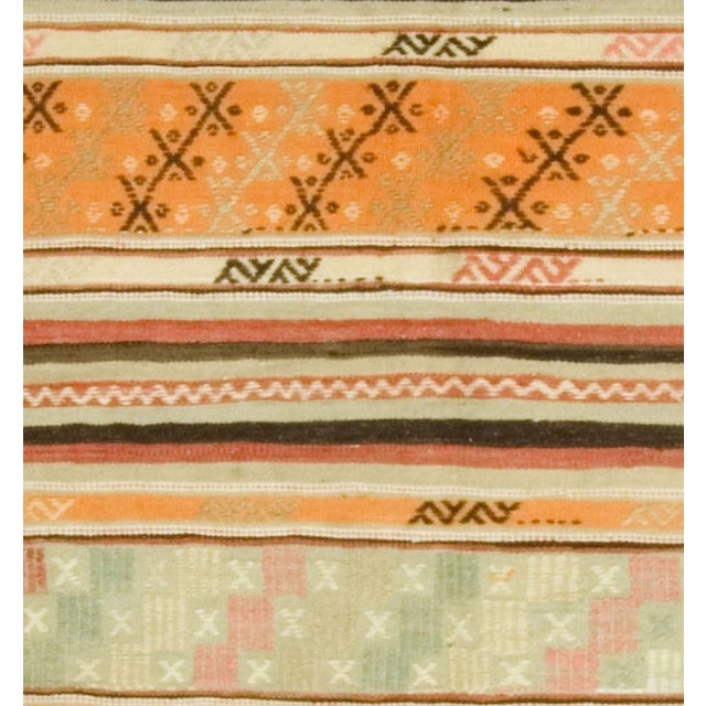 1940s Vintage Turkish Kilim 9ft 5in X 5ft 4in For Sale - Image 5 of 8