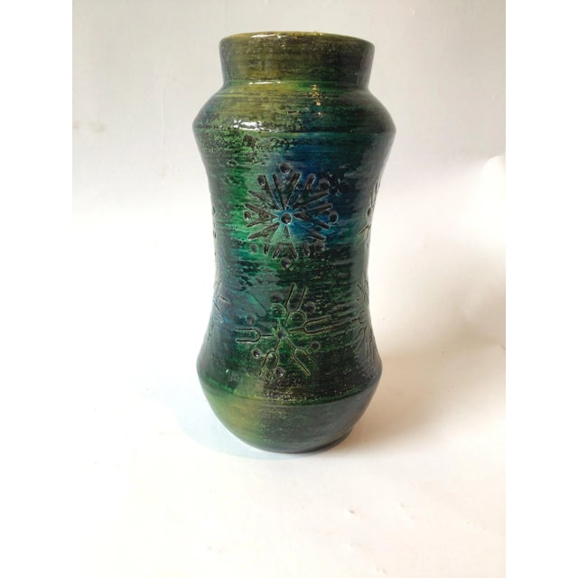 Mid-Century Modern 1960s Bitossi Green Ceramic Vase For Sale - Image 3 of 7