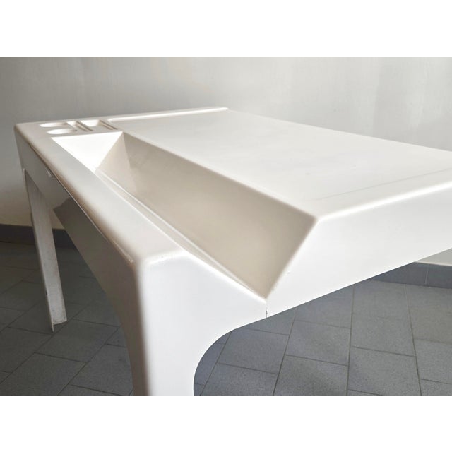 Space Age Ozoo Desk in Fiberglass by Marc Berthier for D.A.N., 1960s For Sale - Image 12 of 18