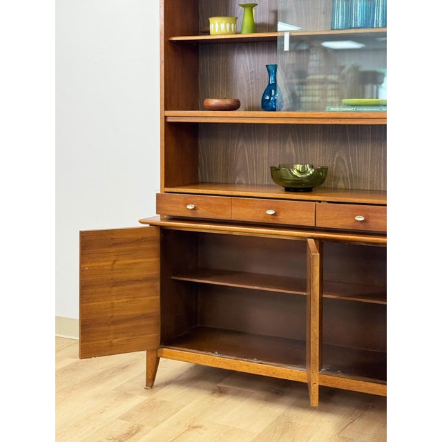 Vintage Hutch by Paine Furniture MCM China Cabinet, Parquet Doors, Glass Sliding For Sale - Image 12 of 18