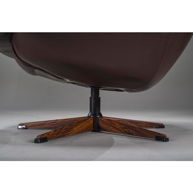 Danish Swivel Lounge Chairs in Leather by H.W. Klein for Bramin, Denmark, 1970s, Set of 2 For Sale - Image 4 of 18