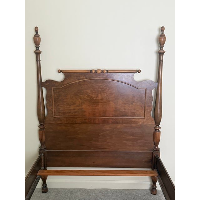 Berkey and Gay Four Poster Twin Beds For Sale - Image 11 of 12