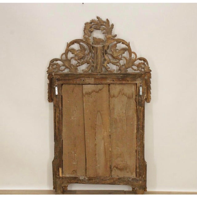 Wood Antique 18th Century French Louis XVI Carved Giltwood Mirror With Birds, Wheat Sheaves & Floral Crest For Sale - Image 7 of 10