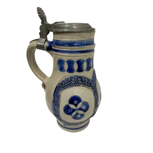 Beige German Westerwald Salt Glazed Stoneware Jug, 17th Century For Sale - Image 8 of 9