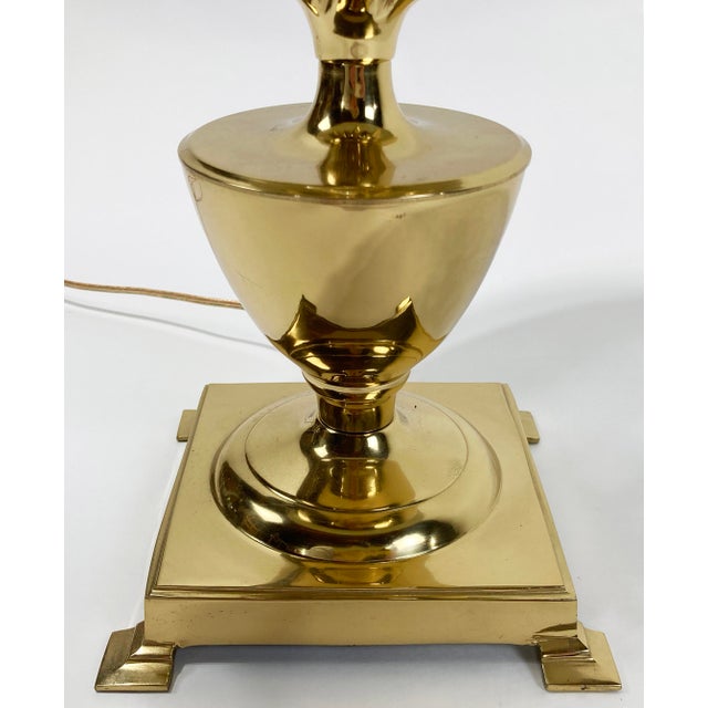 Vintage Bombay Brass Pineapple Table Lamp W/ Tole Shade For Sale - Image 10 of 11