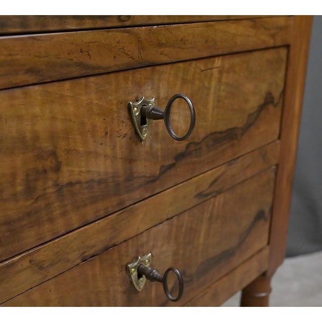 Small Louis-Philippe Walnut Side Table, 19th Century For Sale - Image 9 of 18