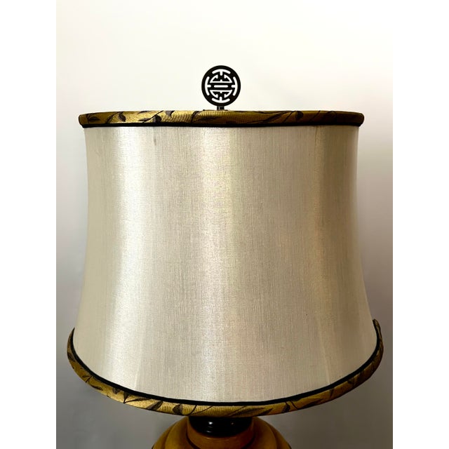 Metal Mid 20th Century Paul Hanson Chinoiserie Ocher Yellow Ceramic Table Lamp With Original Shade For Sale - Image 7 of 11