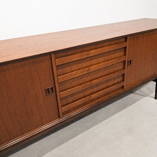 Vintage Teak Paola Sideboard by Oswald Vermaercke for V-Form, 1960s For Sale - Image 4 of 10