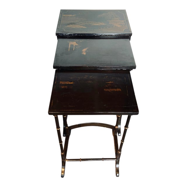 Early 20th Century Chinoiserie Black Lacquered Japanned Nesting Tables - Set of 3 For Sale
