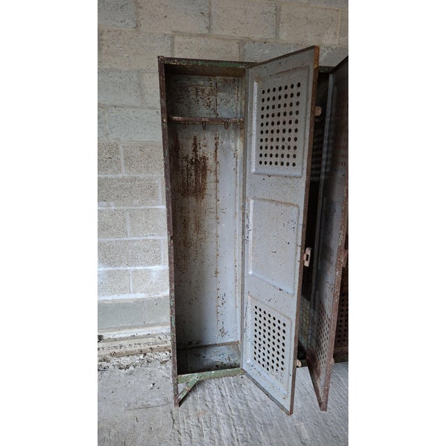 Metal 5-Door Storage Locker in Metal For Sale - Image 7 of 12