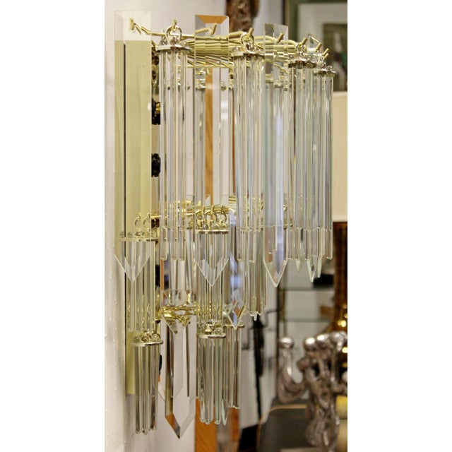 Mid-Century Modern 1970s Mid Century Modern Italian Murano Brass and Glass Wall Sconce For Sale - Image 3 of 5