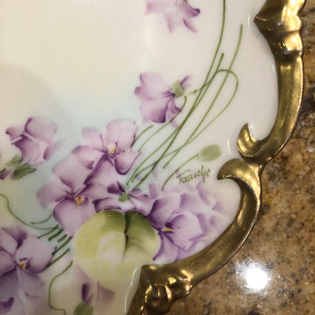 Traditional Antique Hand Painted Vienna Austria Porcelain Cabinet Plate Purple Violets Gold For Sale - Image 3 of 4