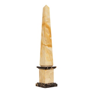 Italian Neoclassical Revival Style Marble Obelisk For Sale