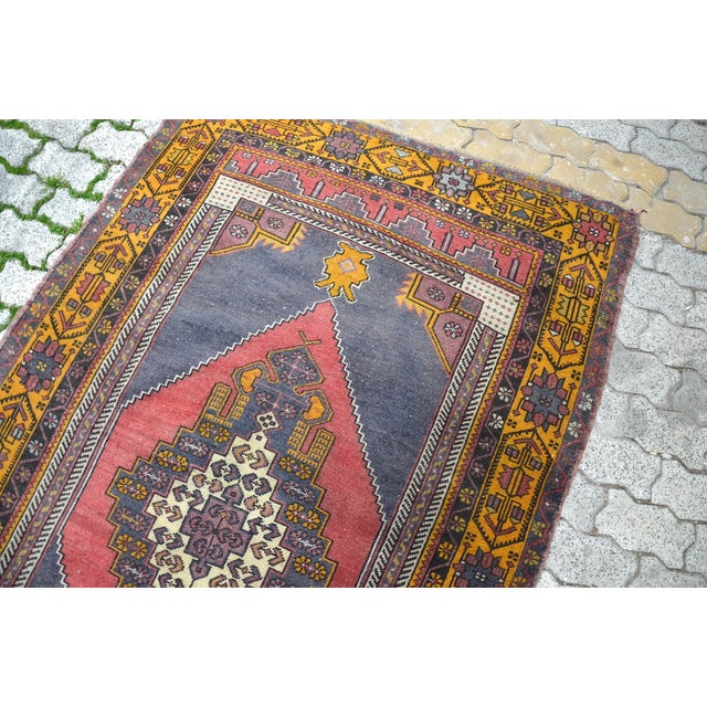 Vintage Oushak Anatolian Medallion Design Rug For Sale - Image 6 of 11