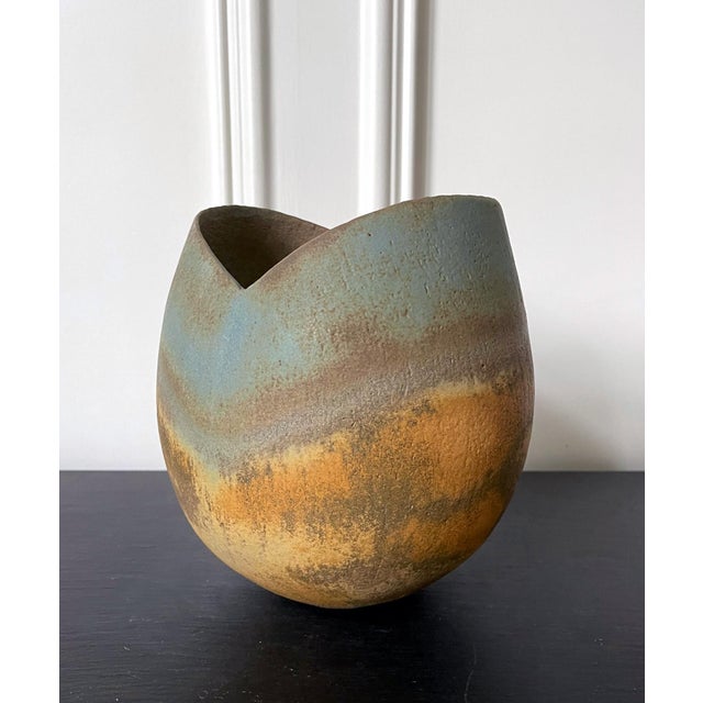 Ceramic Vase Vessel by British Studio Potter John Ward For Sale In Atlanta - Image 6 of 17