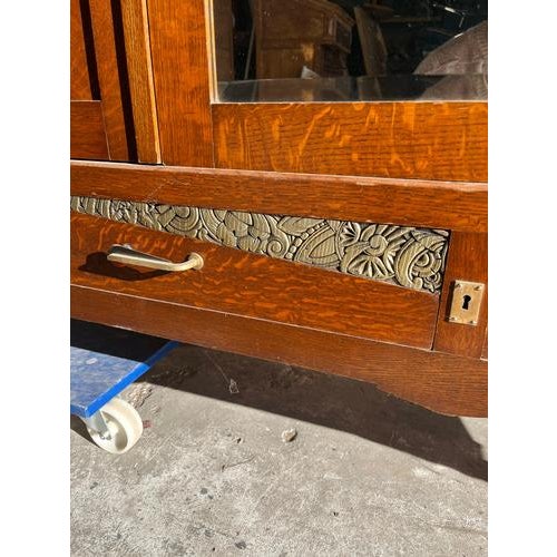 Art Deco Oak Wardrobe with Mirror and Carved Details, 1920s For Sale - Image 12 of 14