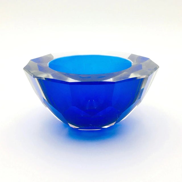 Large Sommerso Diamond Faceted Geode Glass Bowl by Mandruzzato, Italy, 1970s For Sale - Image 11 of 11