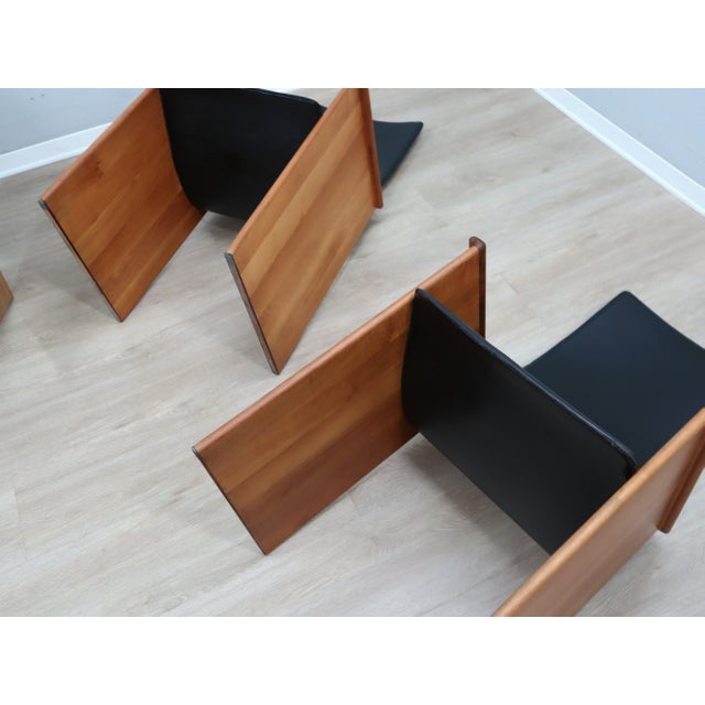 Segesta Chairs in Walnut and Black Leather by Afra & Tobia Scarpa for Stildomus, 1970s, Set of 4 For Sale - Image 10 of 18