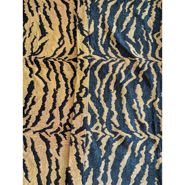 Vintage 1990s Lee Jofa Tiger Woven Jacquard Throw 50"x123" Designer Fabric For Sale - Image 10 of 10