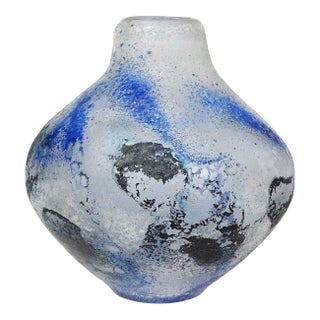 Vintage Murano Seguso Arte Vetro Blue Black Abstract Scavo Surface Texture Italian Art Glass Flower Vase For Sale