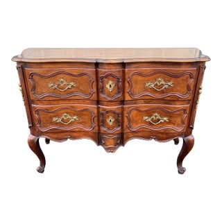 1980s Baker Furniture Louis XV Walnut Chest of Drawers or Commode For Sale
