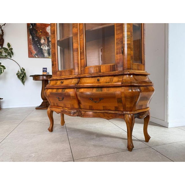 Brown Baroque Display Cabinet in Walnut, 1980s For Sale - Image 8 of 12