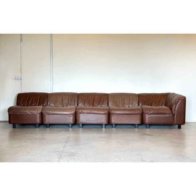 Arflex Model Deca Modular Leather Sofa by Tito Agnoli for Arflex, 1970s, Set of 5 For Sale - Image 4 of 14