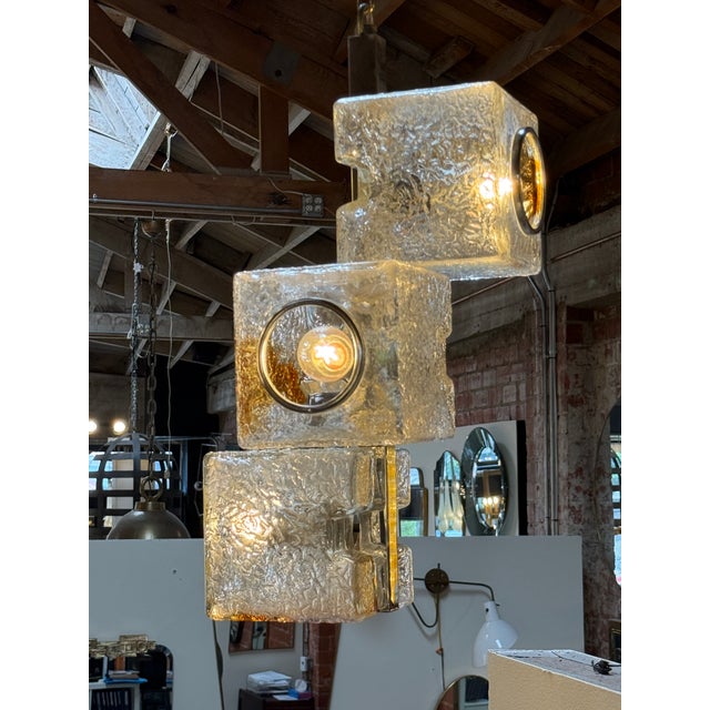 Transparent Toni Zuccheri for VeArt Murano 3 Light Pendant, Italy, 1970s For Sale - Image 8 of 11