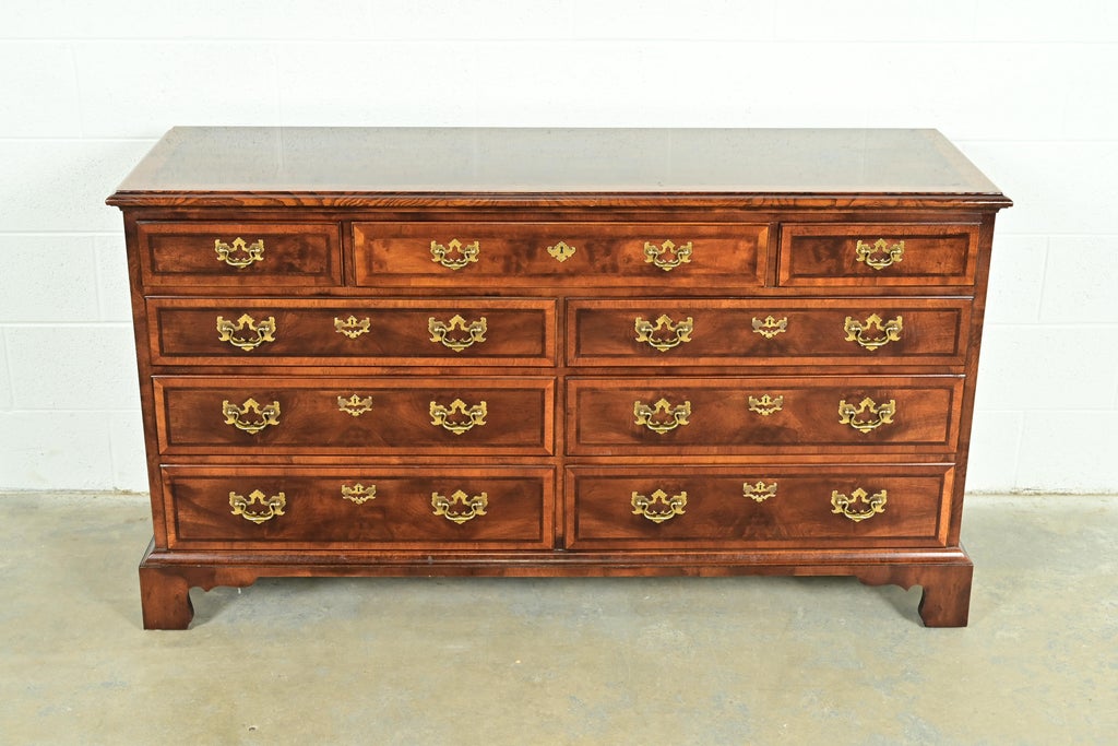 Henredon Georgian Mahogany and Burl Wood Dresser or Chest of