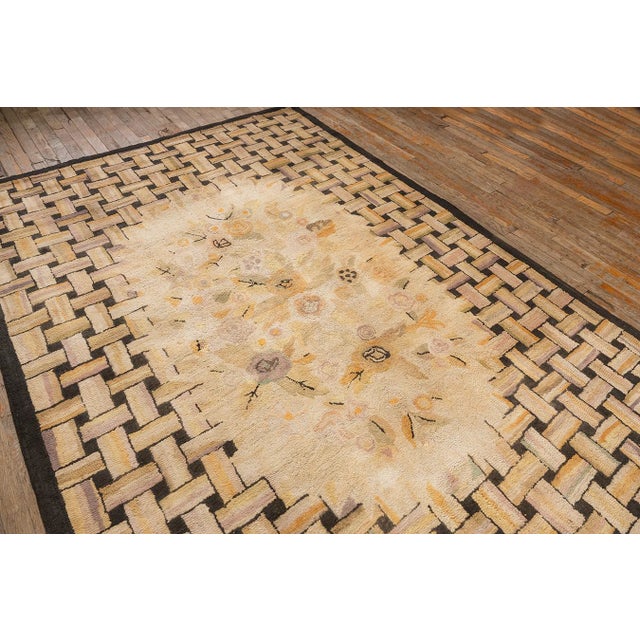 American Hooked Wool Allover Floral 1880s Antique Beige Folk Art Carpet Rug For Sale In New York - Image 6 of 10