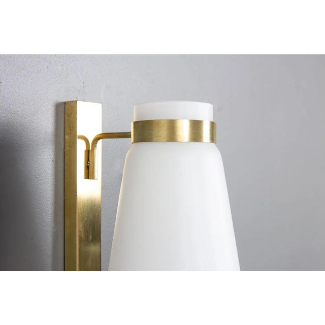 Mid-Century Modern Brass and Opaline Glass Wall Lights from Stilnovo, 1950s, Set of 2 For Sale - Image 3 of 7