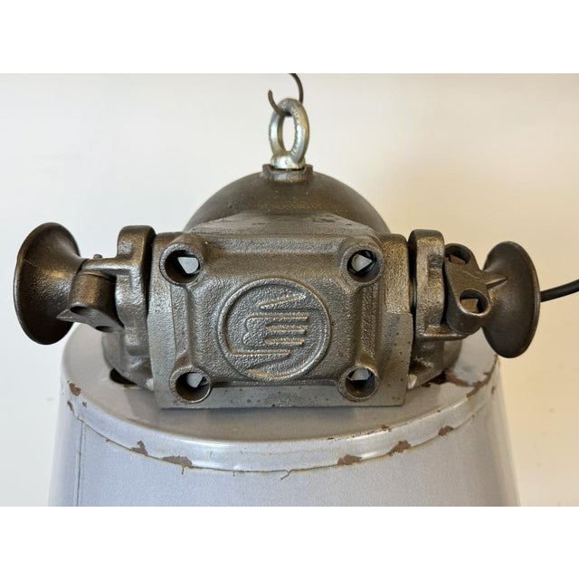 Mid-Century Modern Large Industrial Grey Enamel and Cast Iron Pendant Light from Elektrosvit, 1960s For Sale - Image 3 of 18