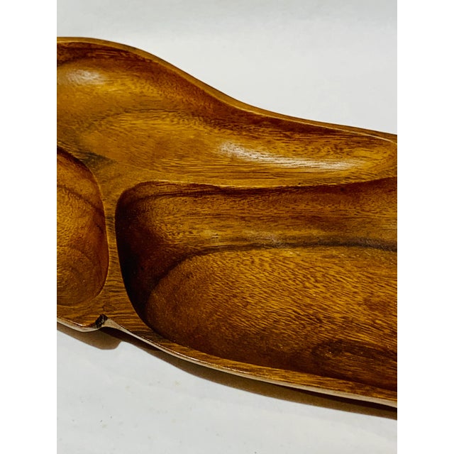 Vintage Mid-Century Modern Monkey Pod Wood Server Segmented Platter For Sale - Image 4 of 9