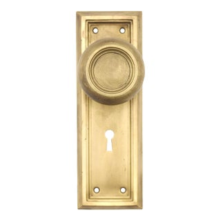 Vintage Concentric Brushed Brass Dummy Door Knob Set For Sale