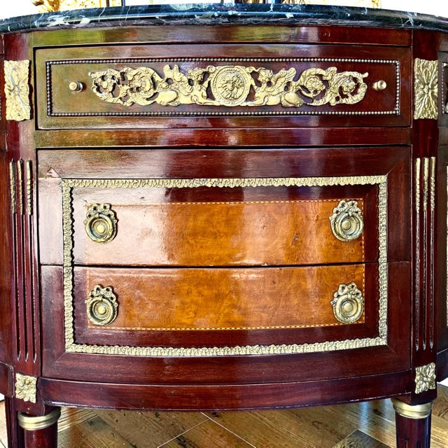 1960s Pair of French Louis XVI Style Demilune Marble Top Commodes | Nightstands | Bedside Tables For Sale In Raleigh - Image 6 of 11