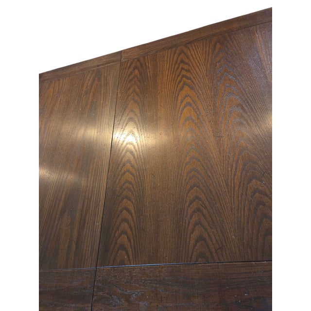 1970s Ethan Allen Jacobean Charter Oak Dining Room Table Gothic Spanish Regency For Sale - Image 16 of 18