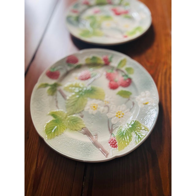French Vintage St Clément French Majolica Ceramic Raspberries Plates- A Pair. For Sale - Image 3 of 6