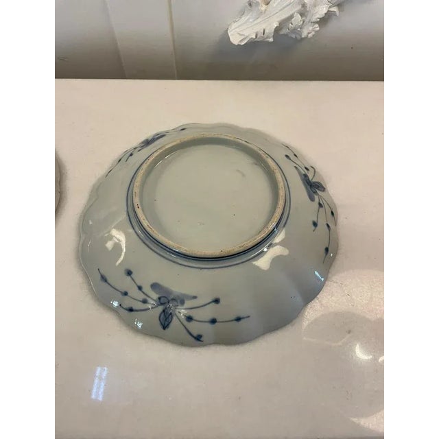 1900 - 1909 Japanese Imari Plates, 1900s, Set of 2 For Sale - Image 5 of 7