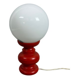 White Murano Glass Table Lamp with Red Wood Base, 1960s For Sale